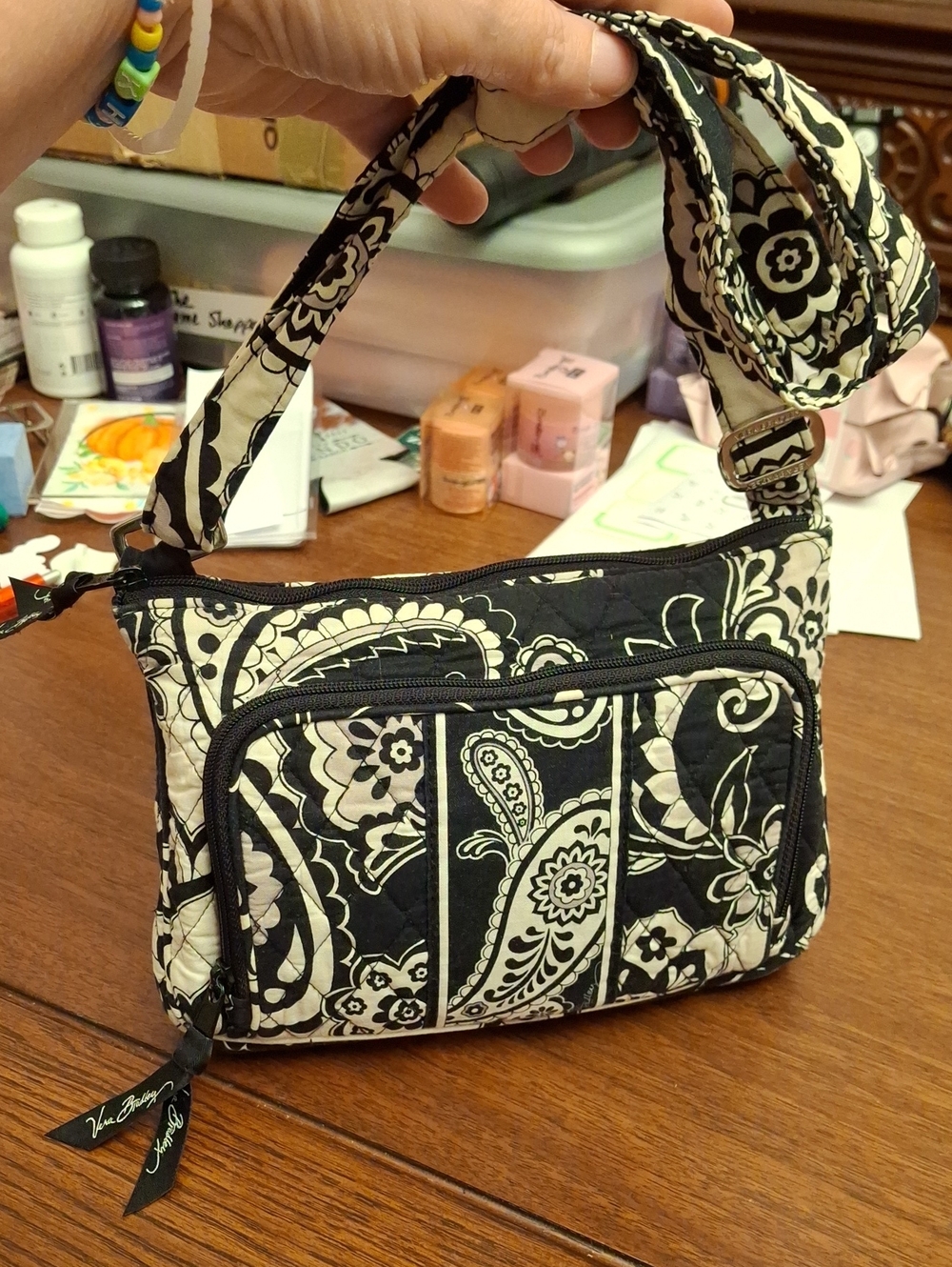Vera Bradley Black & Cream Quilted Crossbody Bag Paisley Print Like New Preloved